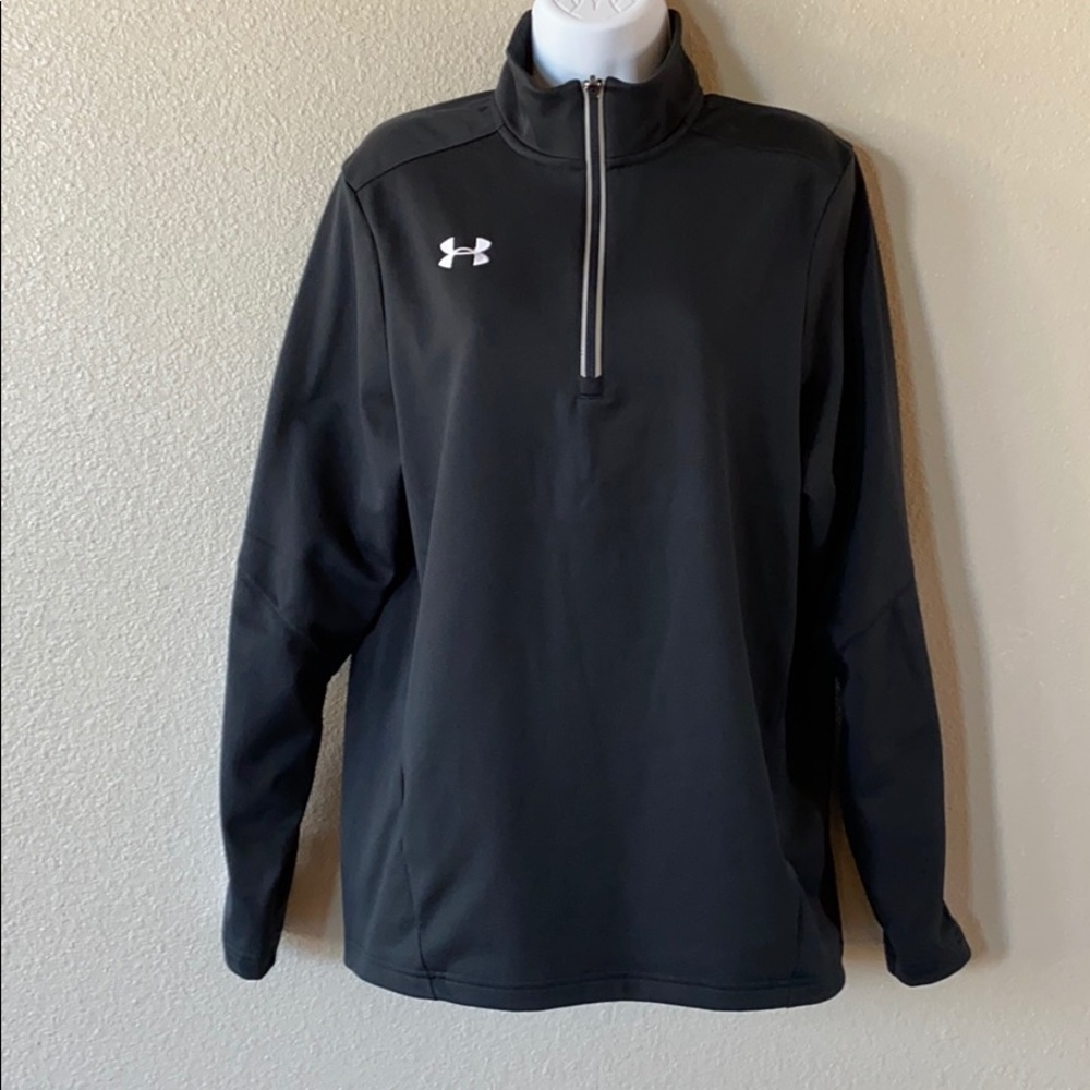 Under Armour pullover